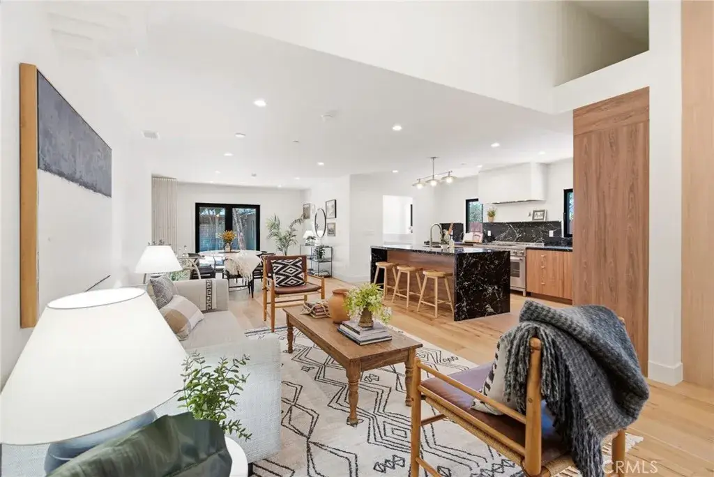 11911 Hartsook, Valley Village, CA 91607 - #1