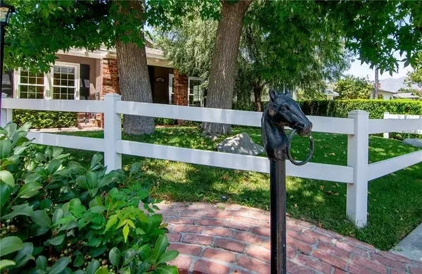 347 W Spazier, Burbank, CA 91506