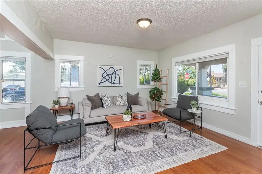 1458 W 49th, Los Angeles, CA 90062 - #2