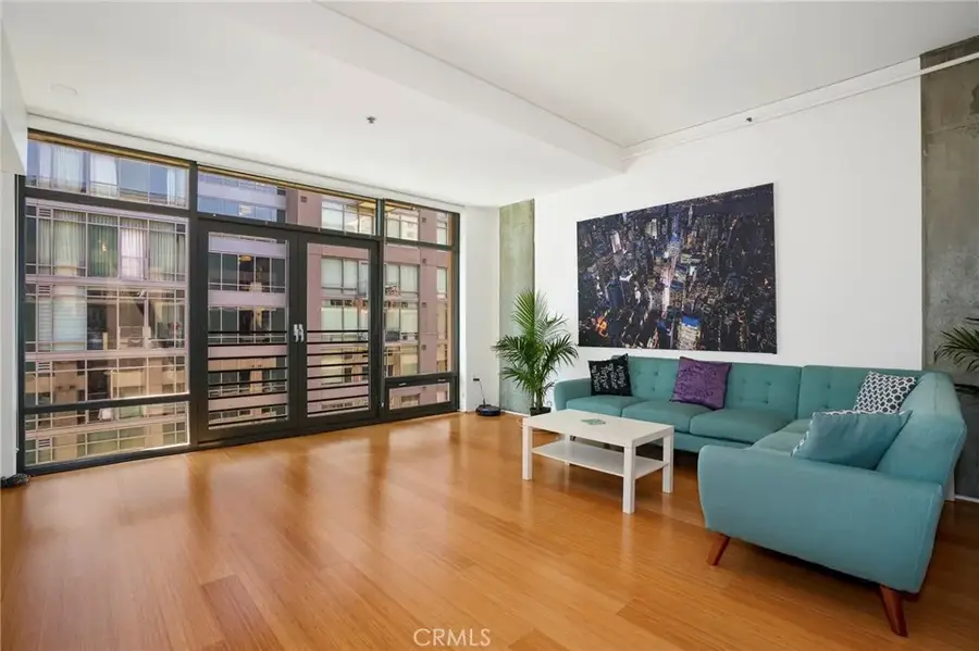 1111 S Grand Avenue #1102, Los Angeles, CA 90015 - #2