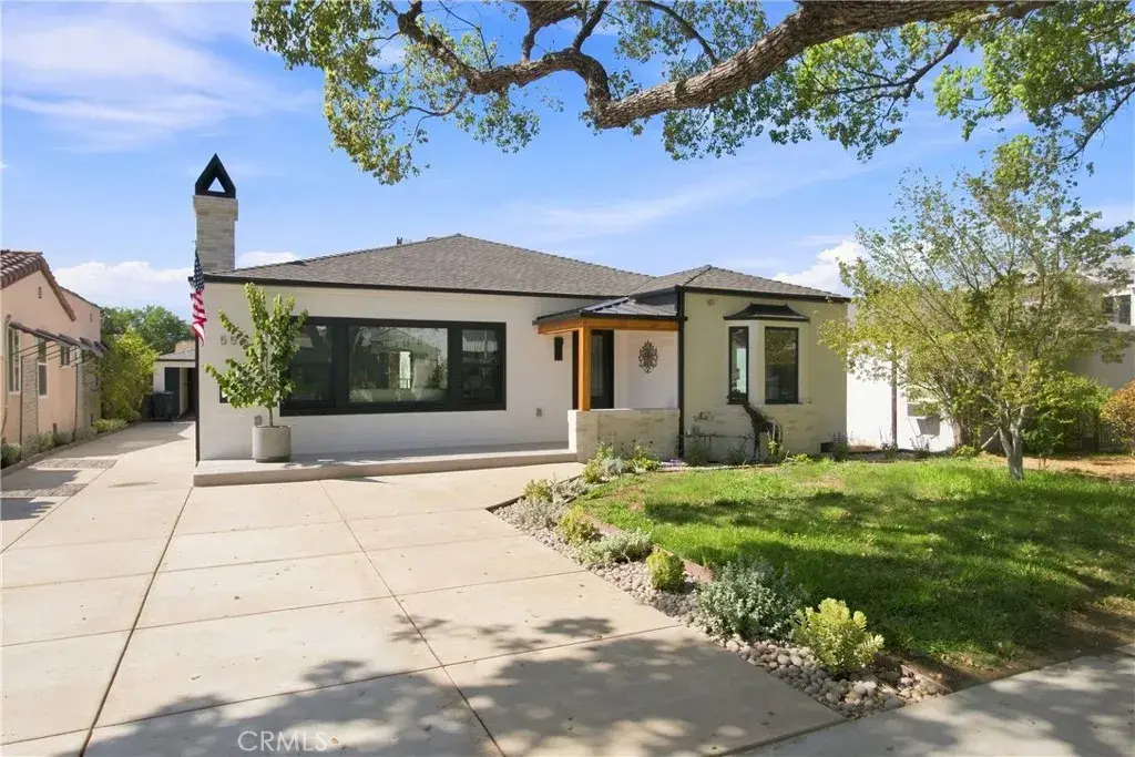 556 Hawthorne, Glendale, CA 91204 - #1