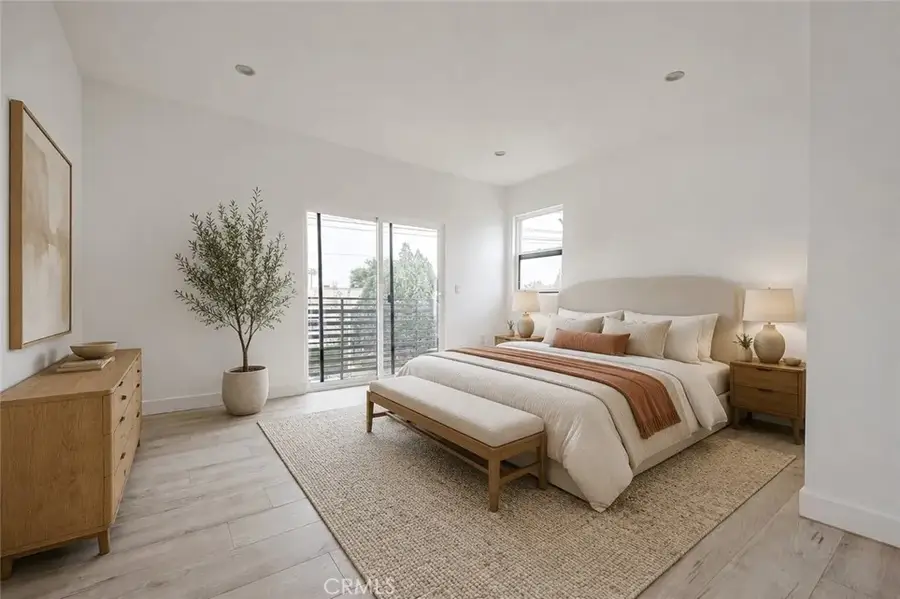 6461 Woodley, Van Nuys, CA 91406 - #3