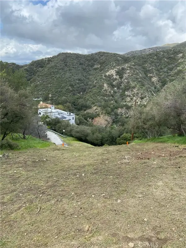 6088 Sister Elsie, Tujunga, CA 91042