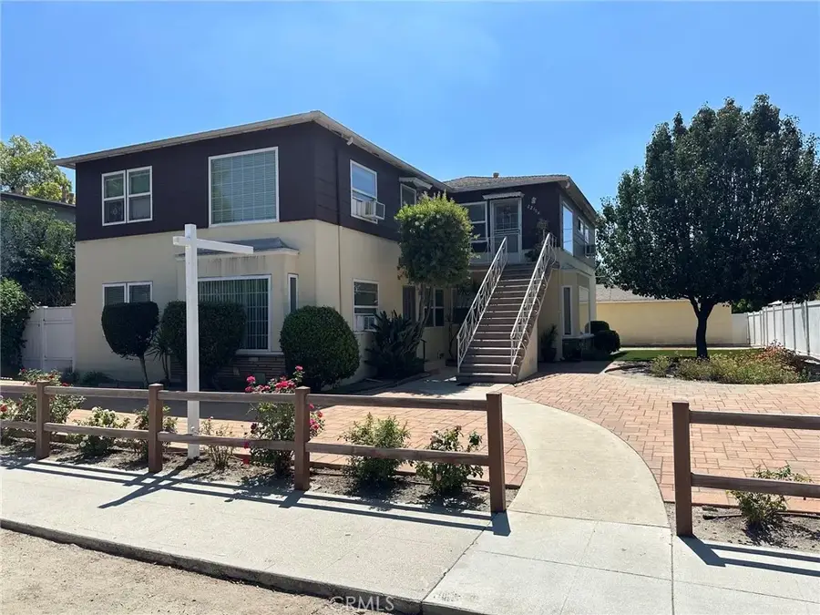 2208 W Victory, Burbank, CA 91506 - #2
