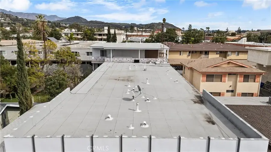 322 N Isabel, Glendale, CA 91206 - #2