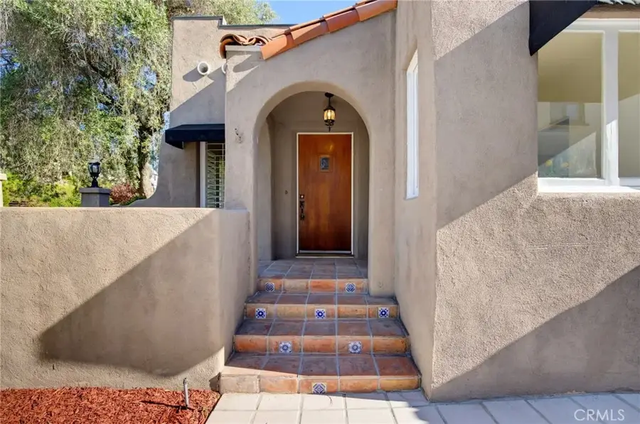 1304 Carmen Drive, Glendale, CA 91207 - #3