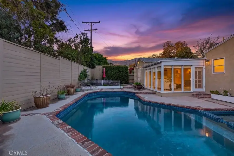 1321 Graynold, Glendale, CA 91202 - #2