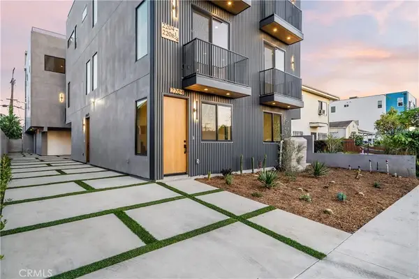 2204 Carmona, Los Angeles, CA 90016