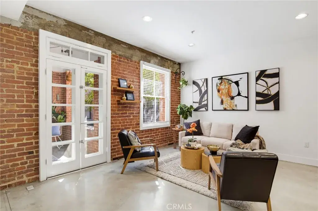 139 S Los Robles Avenue #102, Pasadena, CA 91101 - #1