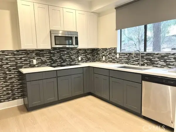 3480 Barham #124, Los Angeles, CA 90068