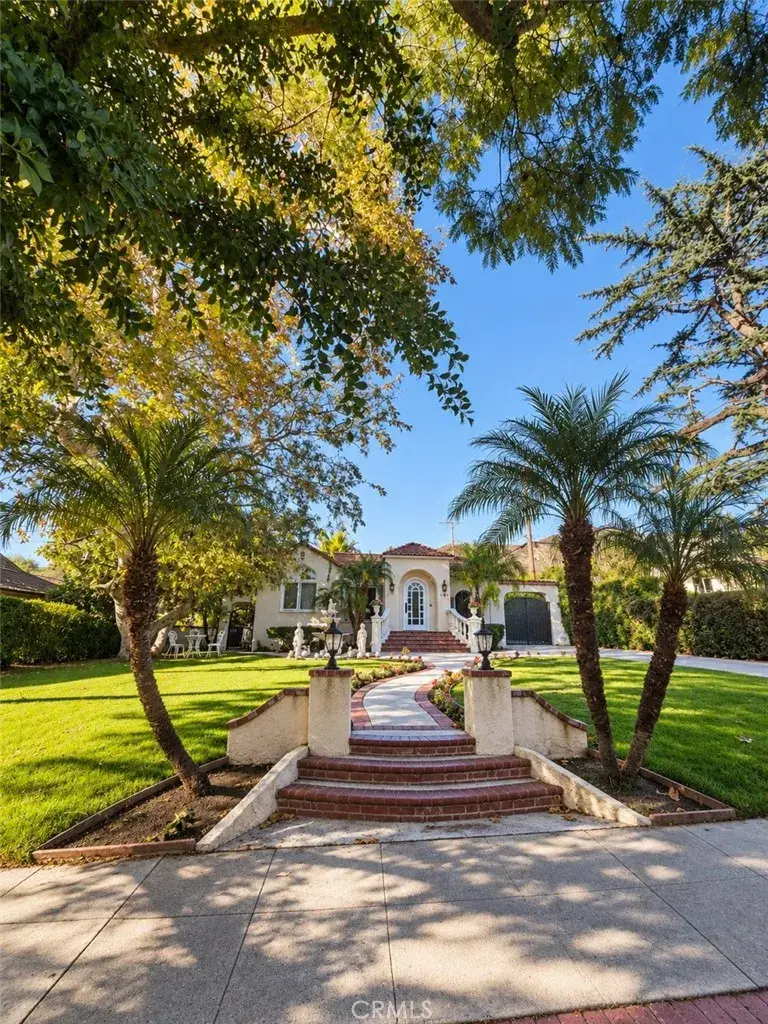 845 W Kenneth, Glendale, CA 91202 - #1