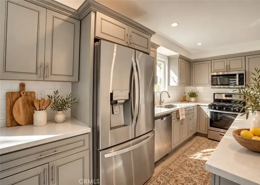 14111 Sylvan, Van Nuys, CA 91401 - #3