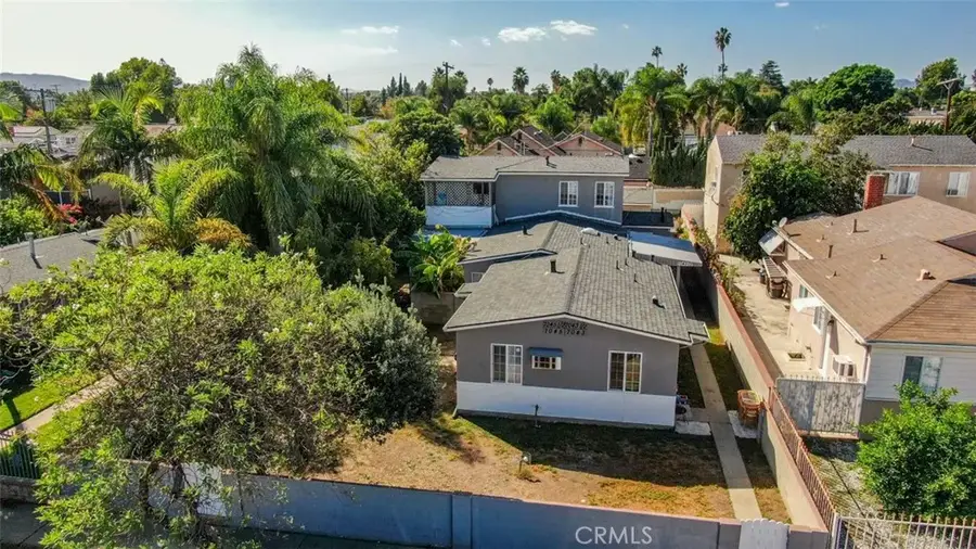 7043 Hazeltine Avenue, Van Nuys, CA 91405 - #3