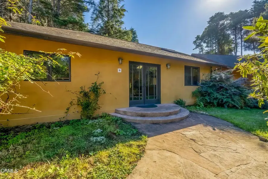 19204 Benson Lane, Fort Bragg, CA 95437 - Image #2