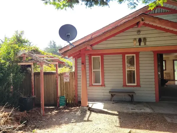 43751 Crispin Road, Manchester, CA 95459
