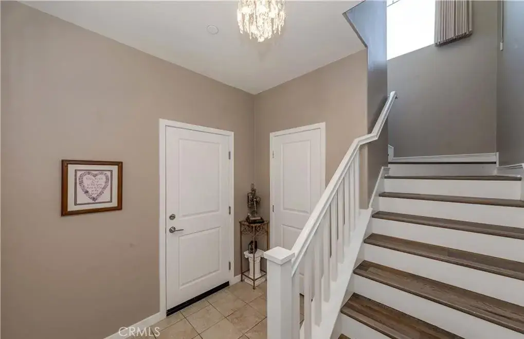 713 S Azusa Avenue #A, Azusa, CA 91702 - Image #1