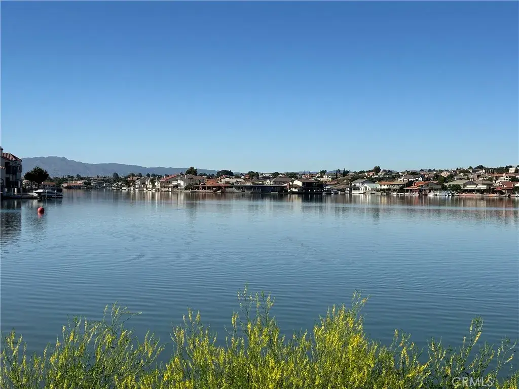 18055 Lakeview, Victorville, CA 92395 - Image #1