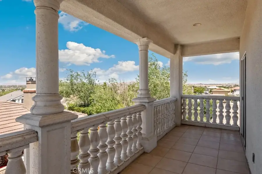 12865 Amberwood Lane, Victorville, CA 92395 - Image #2