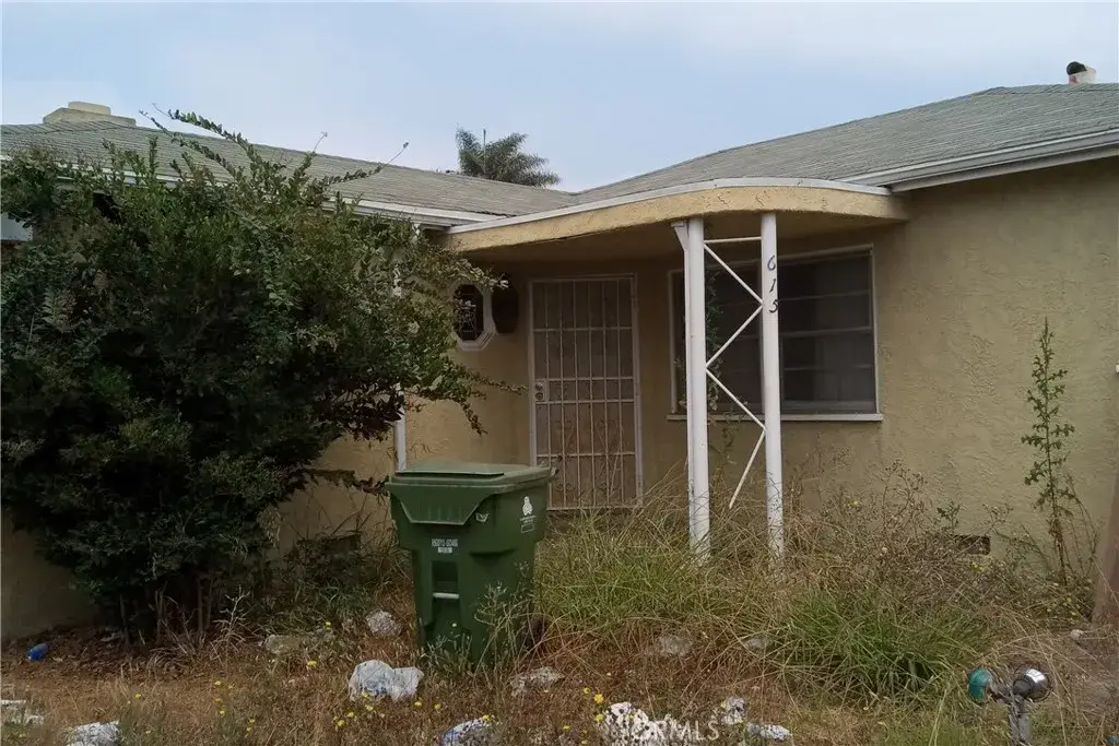 615 W 120th Street, Los Angeles, CA 90044 - Image #1