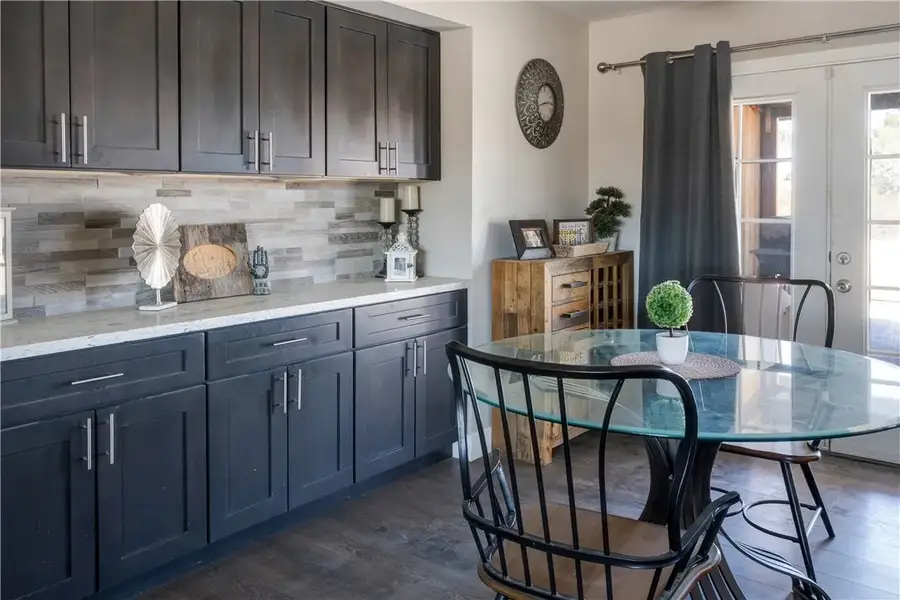 10691 Joshua Road, Apple Valley, CA 92308 - Image #3