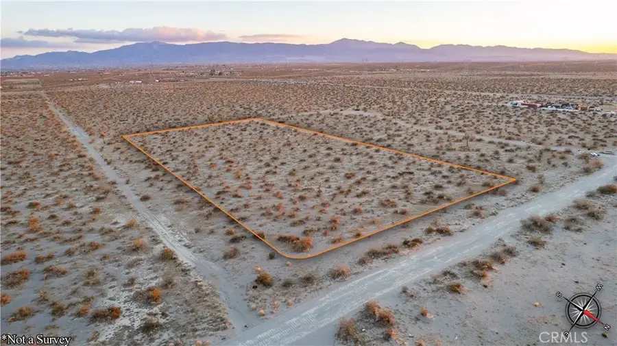 3 Sandstone Rd, Phelan, CA 92371 - Image #2