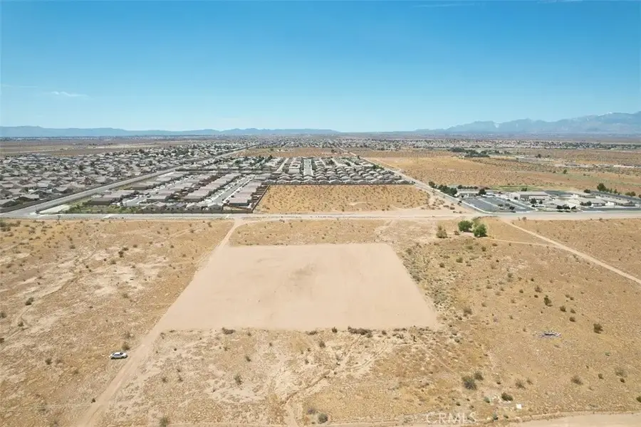 19 Holly, Adelanto, CA 92301 - Image #3