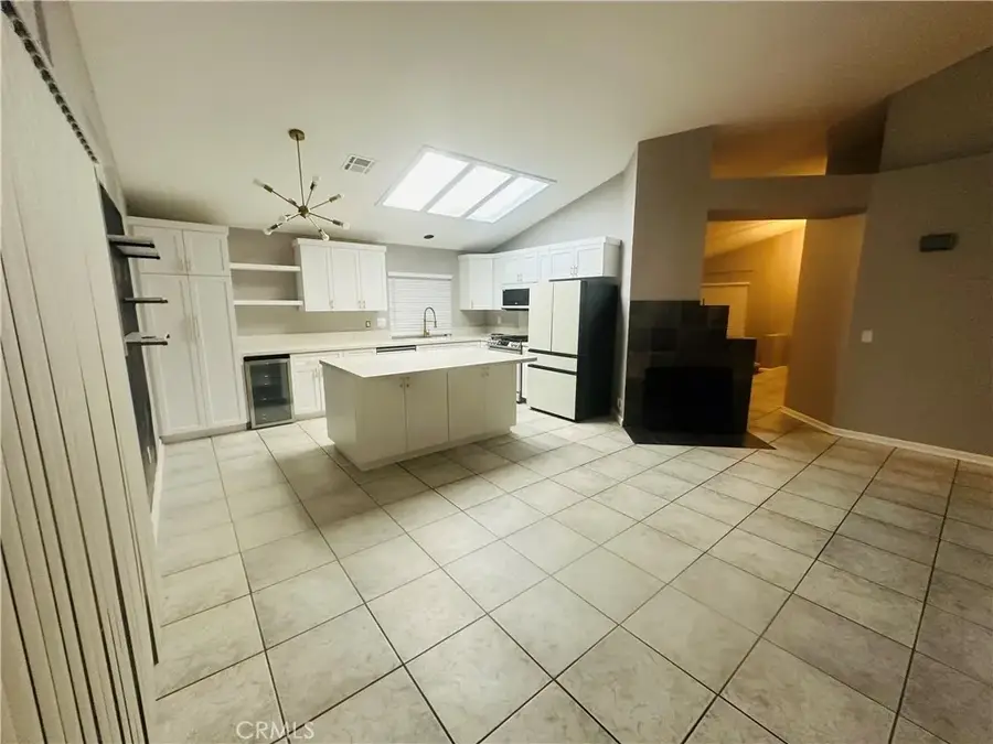 39724 Tesoro Lane, Palmdale, CA 93551 - Image #3