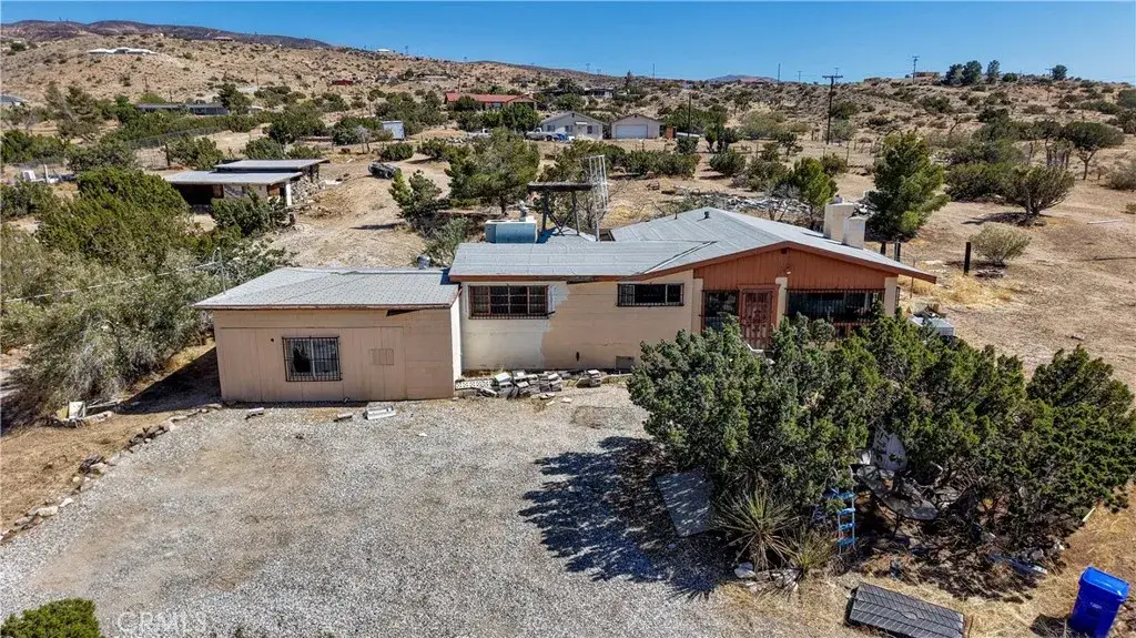 25435 Skyline Drive, Apple Valley, CA 92308 - Image #1