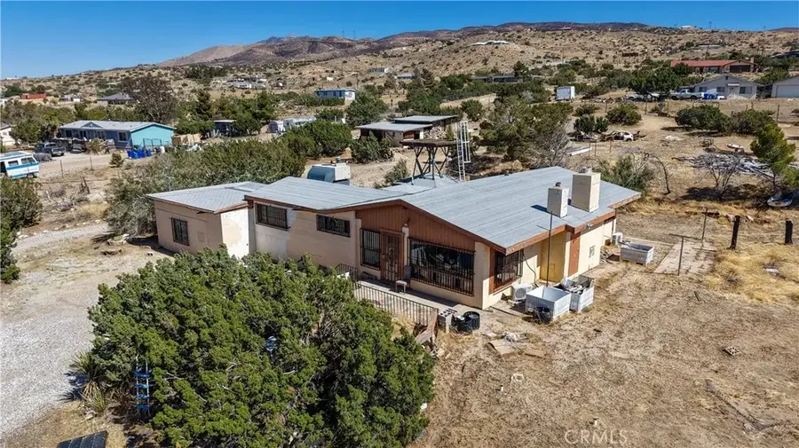 25435 Skyline Drive, Apple Valley, CA 92308 - Image #3