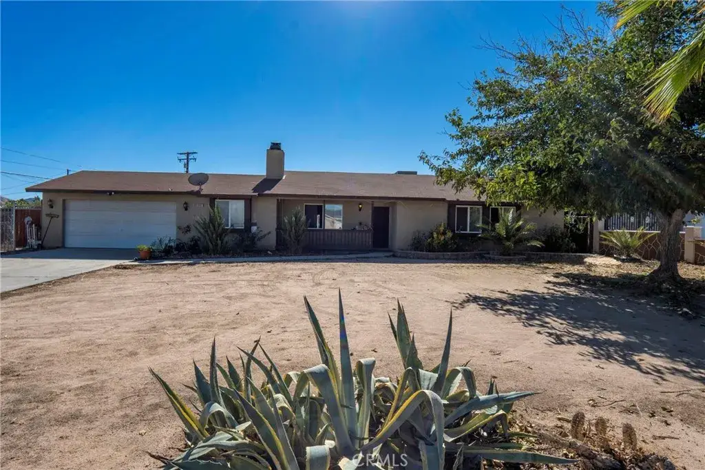 18401 Westlawn St, Hesperia, CA 92345 - Image #1