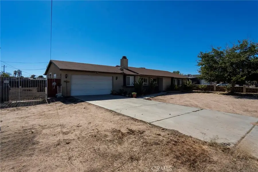 18401 Westlawn St, Hesperia, CA 92345 - Image #2