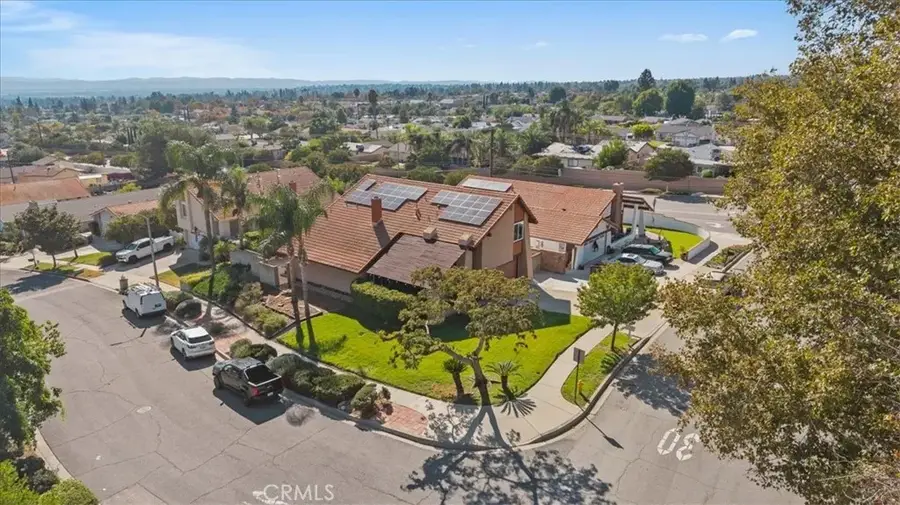 10121 Banyan, Rancho Cucamonga, CA 91737 - Image #2