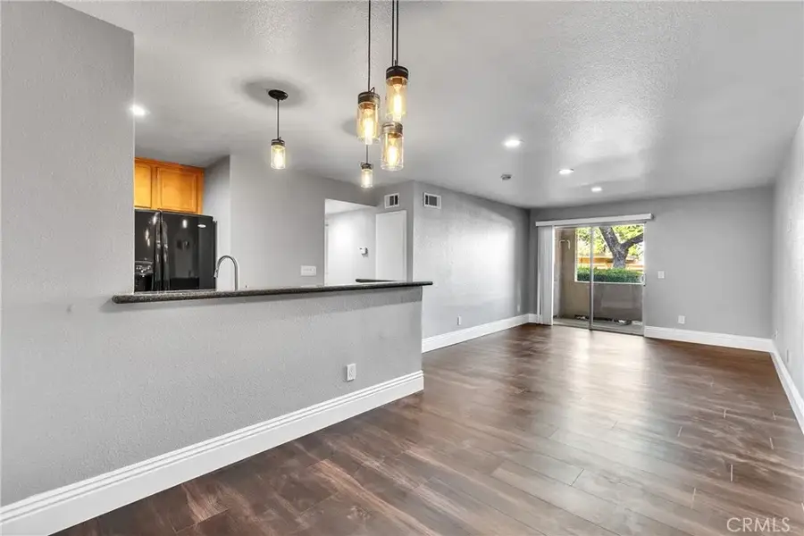 2400 Del Mar Way #104, Corona, CA 92882 - Image #3