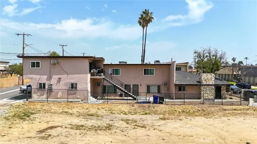 264 W Jackson Street, Rialto, CA 92376 - Image #2