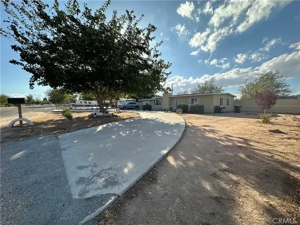 13218 Yakima, Apple Valley, CA 92308