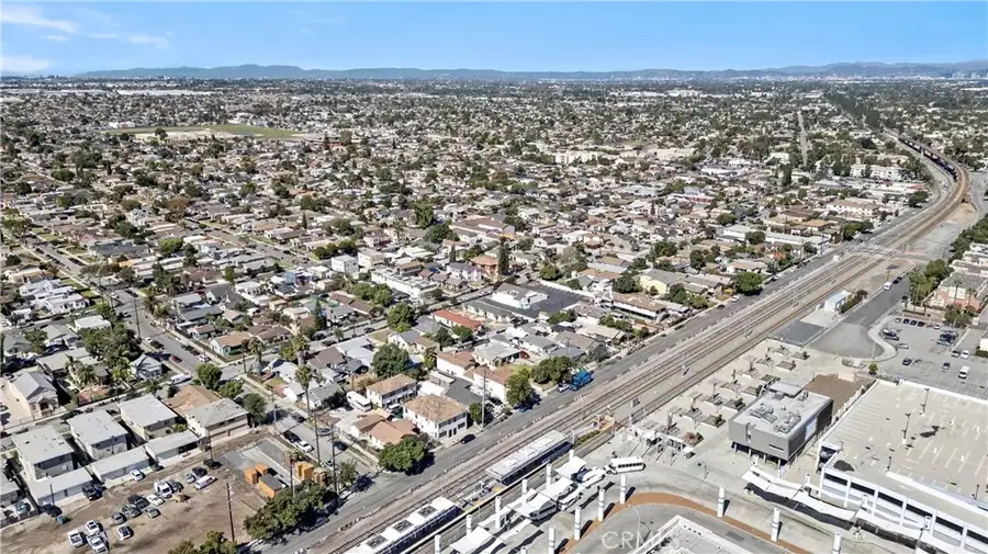 309 N Willowbrook Avenue, Compton, CA 90220 - Image #3