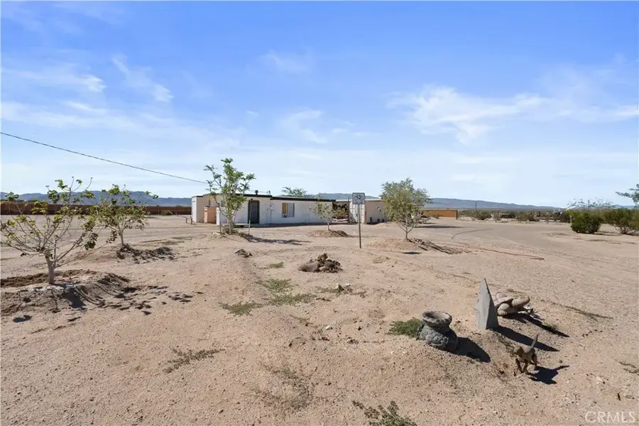 83415 Amboy Road, Twentynine Palms Yucca Valley, CA 92277 - Image #2