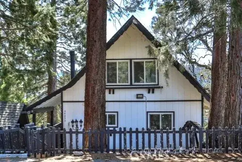 24833 Matterhorn Court, Crestline, CA 92325 - Image #1
