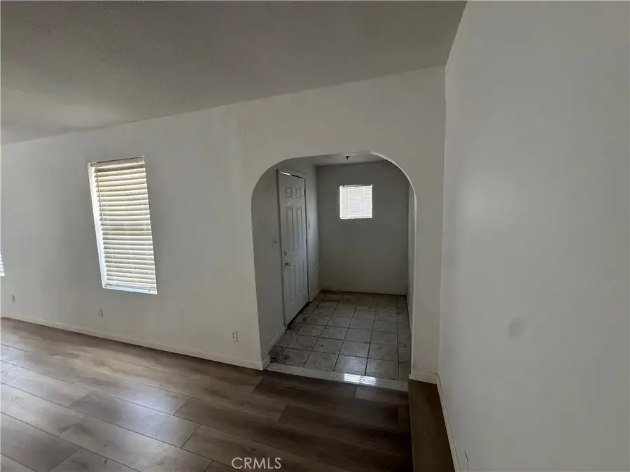 42750 Orchid, Hinkley, CA 92347 - Image #2