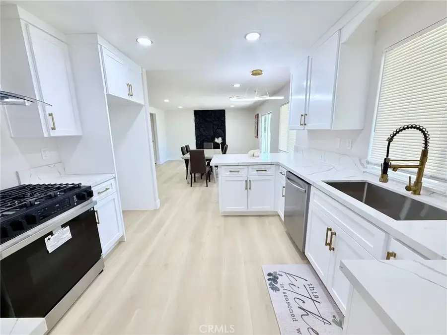 703 W Montrose, Rialto, CA 92376 - Image #3