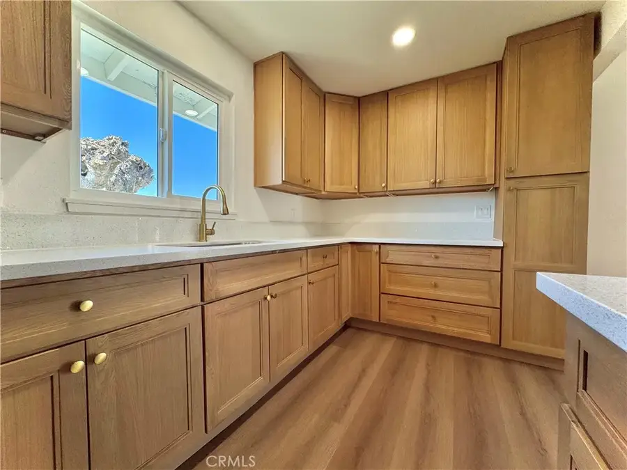 1005 N Alice Avenue, Rialto, CA 92376 - Image #3