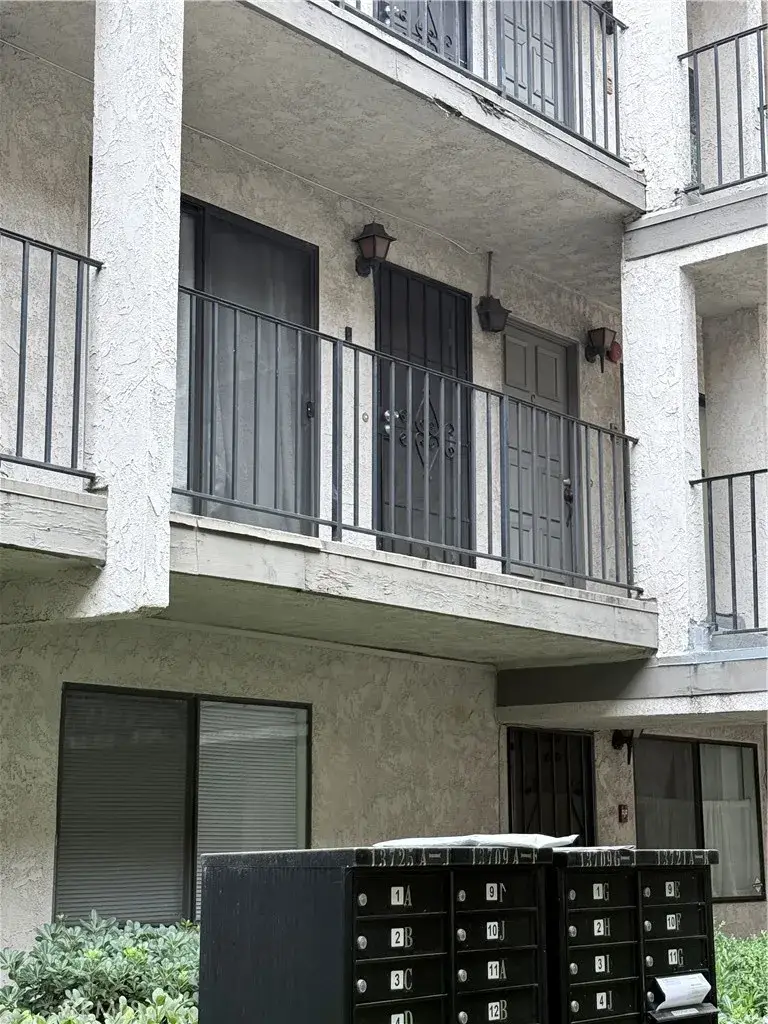 13721 Los Angeles, Baldwin Park, CA 91706 - #3
