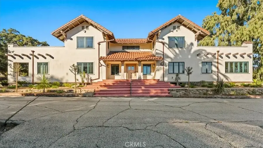 2360 N Mountain Avenue, Upland, CA 91784 - #3