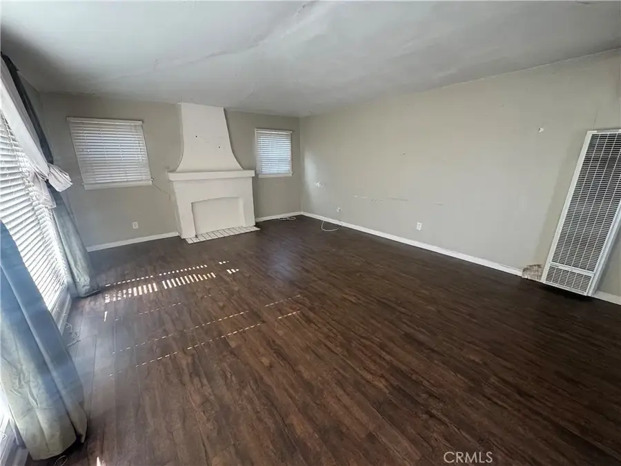 2903 W 78th Street, Inglewood, CA 90305 - Image #2