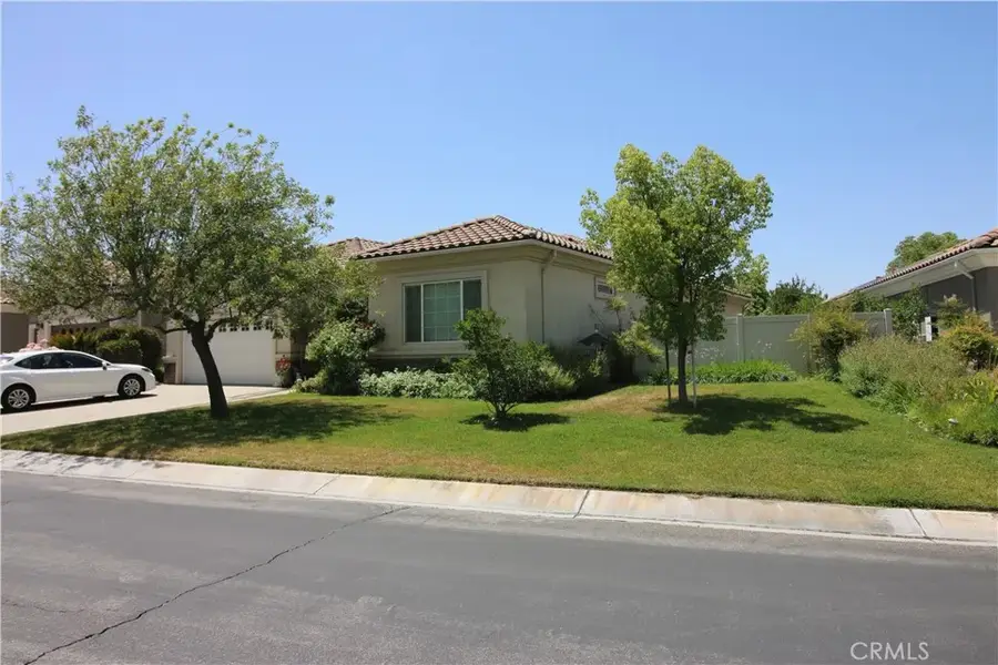 805 Annandale, Beaumont, CA 92223 - Image #2
