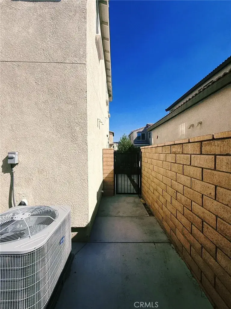 7155 Citrus #227, Fontana, CA 92336 - Image #2