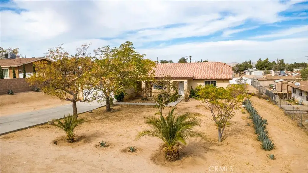 17964 Hackberry, Hesperia, CA 92345 - Image #1