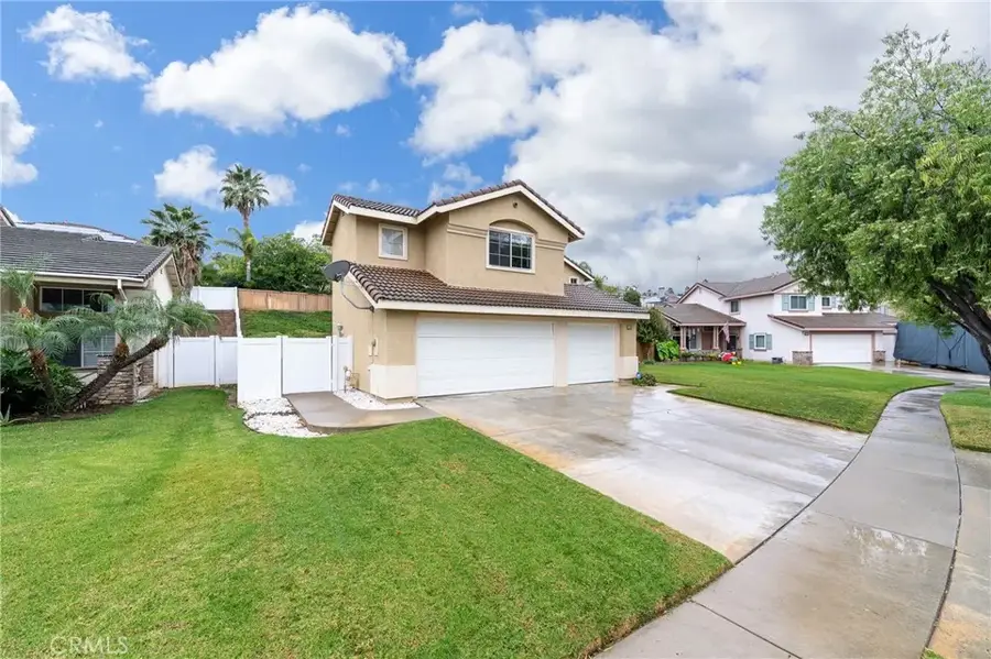 1240 Nina Lane, Corona, CA 92882 - Image #3