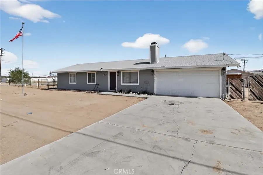 16485 Dale Evans (aztec) Parkway, Apple Valley, CA 92307 - Image #2