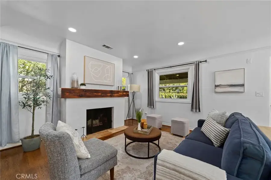 1697 N Allen, Pasadena, CA 91104 - Image #3